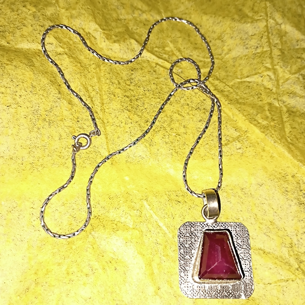 Vintage Rough Cut Ruby Stone Silver Pendant & Cha… - image 5
